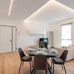 Elegance Apartment