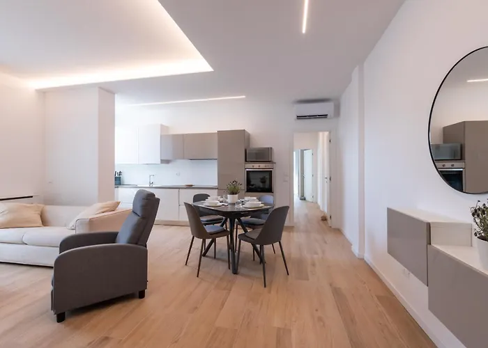 Elegance Apartment